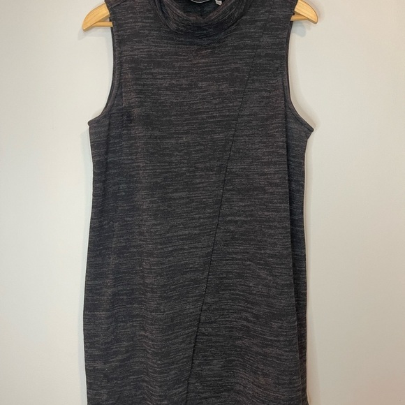 Joe B Dresses & Skirts - Joe B by Joe Benbasset size XL cowl neck cross front sleeveless knit grey dress
